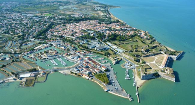 Les Amareyeurs - Ile D'Oleron - Maison Classee 3 Etoiles Avec Piscine - Clim - Velos Le Château-dʼOléron 外观 照片
