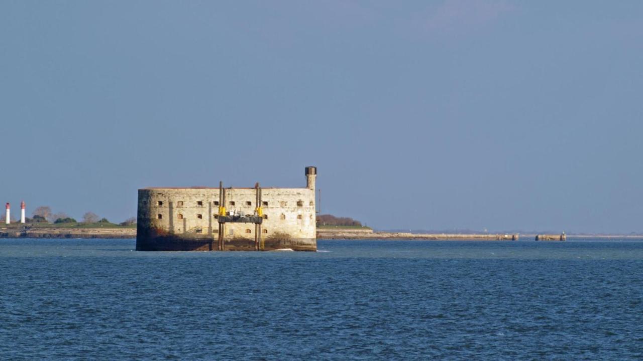Les Amareyeurs - Ile D'Oleron - Maison Classee 3 Etoiles Avec Piscine - Clim - Velos Le Château-dʼOléron 外观 照片